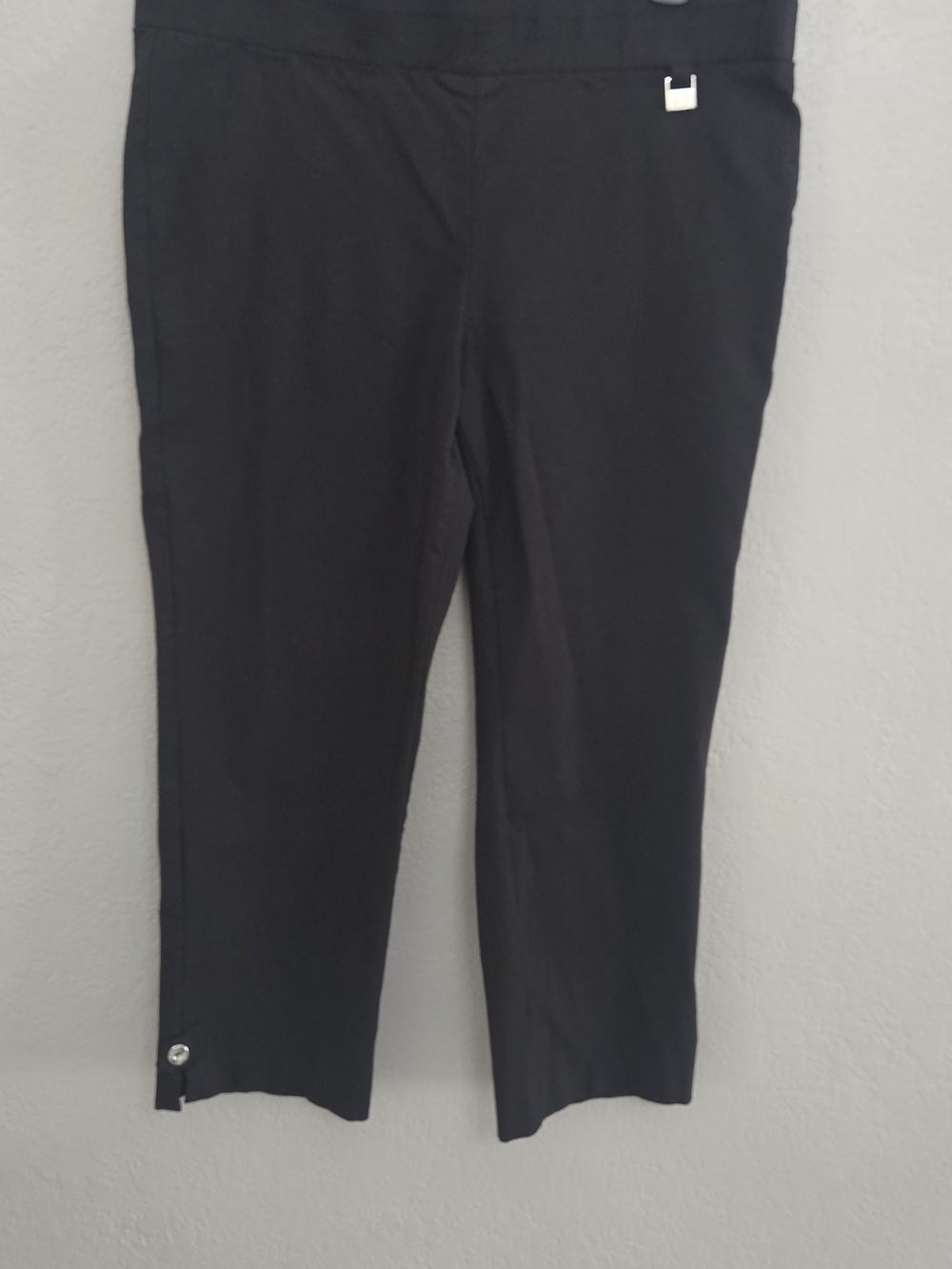 Rafaella Black Cropped Pull-On Pants with Ankle Button